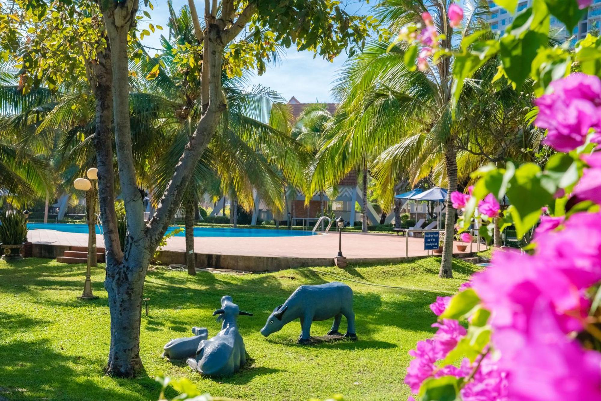 Lotus Vung Tau Resort & Spa Esterno foto