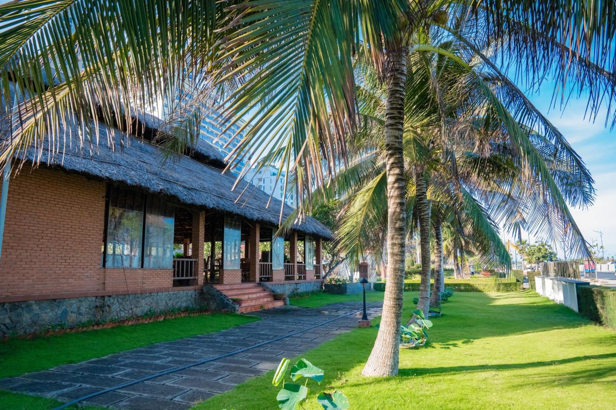 Lotus Vung Tau Resort & Spa Esterno foto